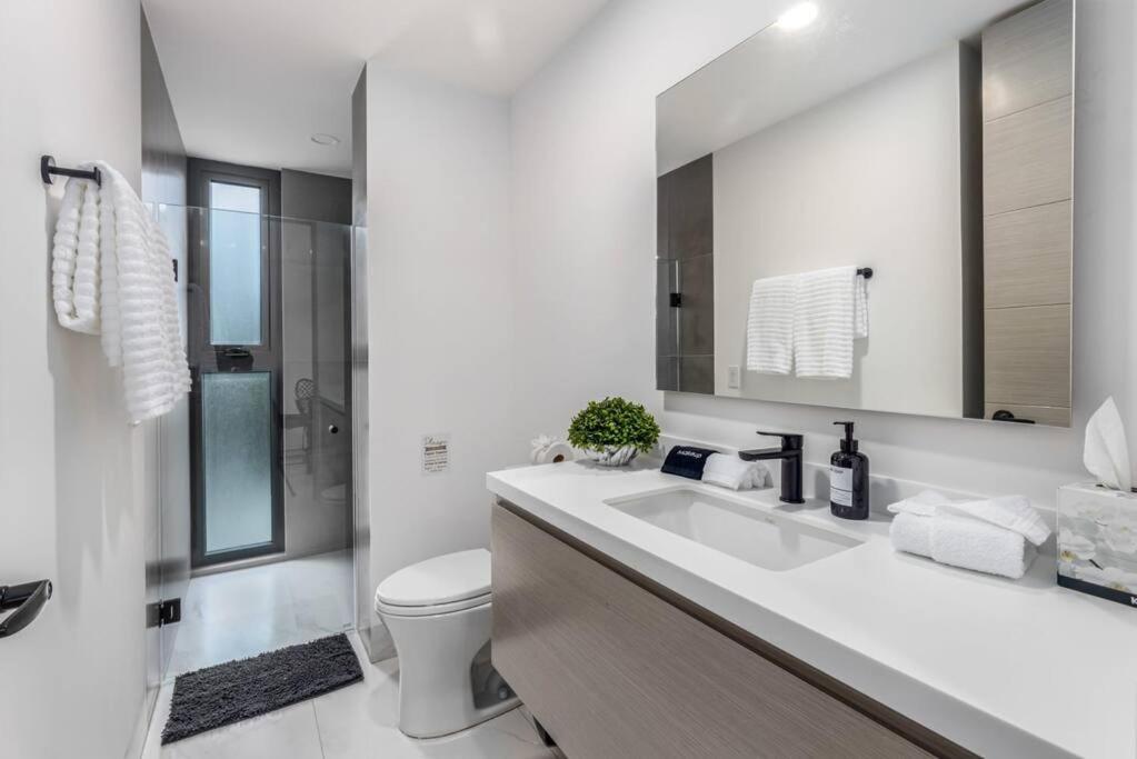Endless Summer - 2Bed 2Bath Condo - Seasonly Heated Pool With Ocean Views - 5Min Walk To Beach - Fibre Internet - Sleeps 6 Cabo San Lucas Eksteriør bilde